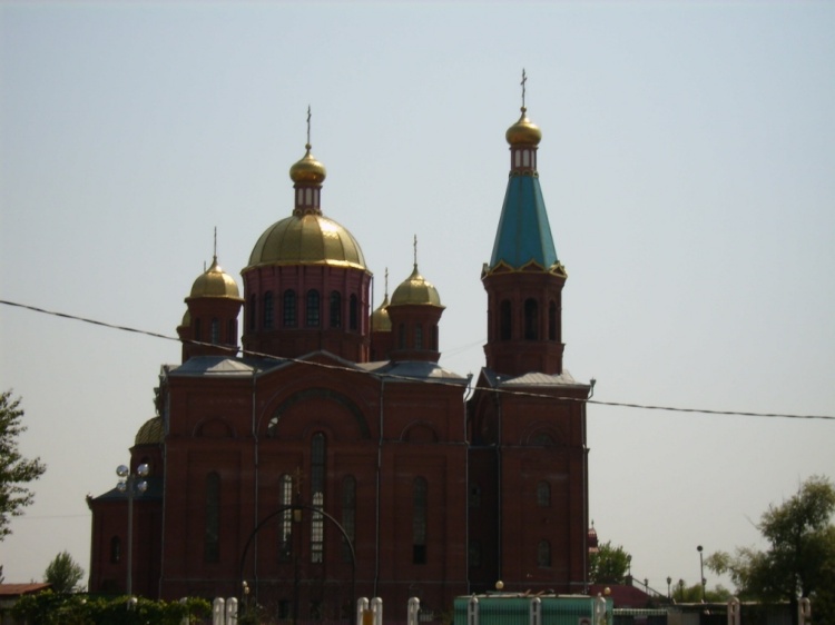 Краснодар. Церковь Рождества Христова в Юбилейном. фасады