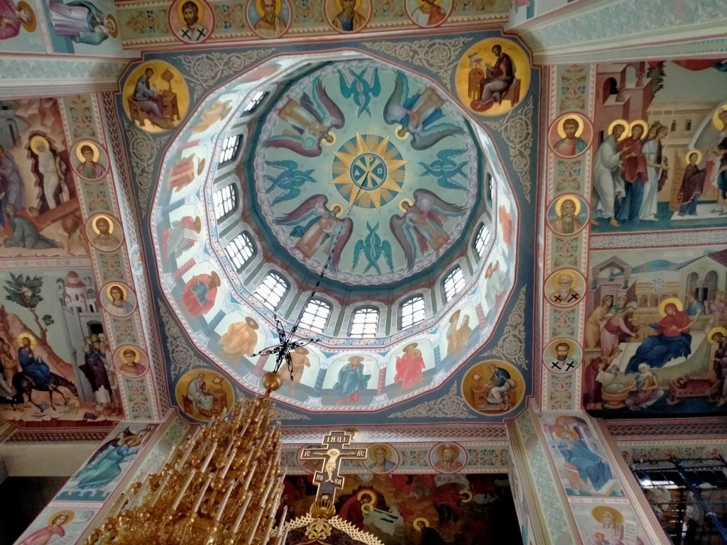 Церковь Рождества Христова в Юбилейном, Краснодар (Краснодар, город, Краснодарский край). интерьер и убранство, Роспись под куполом