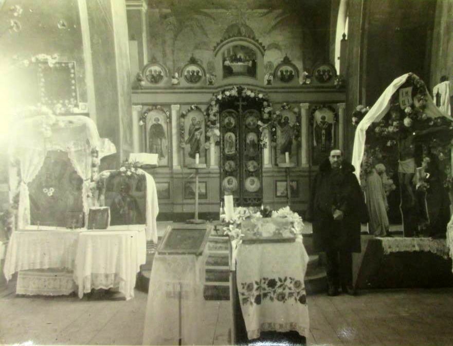Церковь Казанской иконы Божией Матери в Старой Отрожке, Воронеж (Воронеж, город, Воронежская область). архивная фотография, Интерьер храма. Фото 1950-х годов из приходского архива