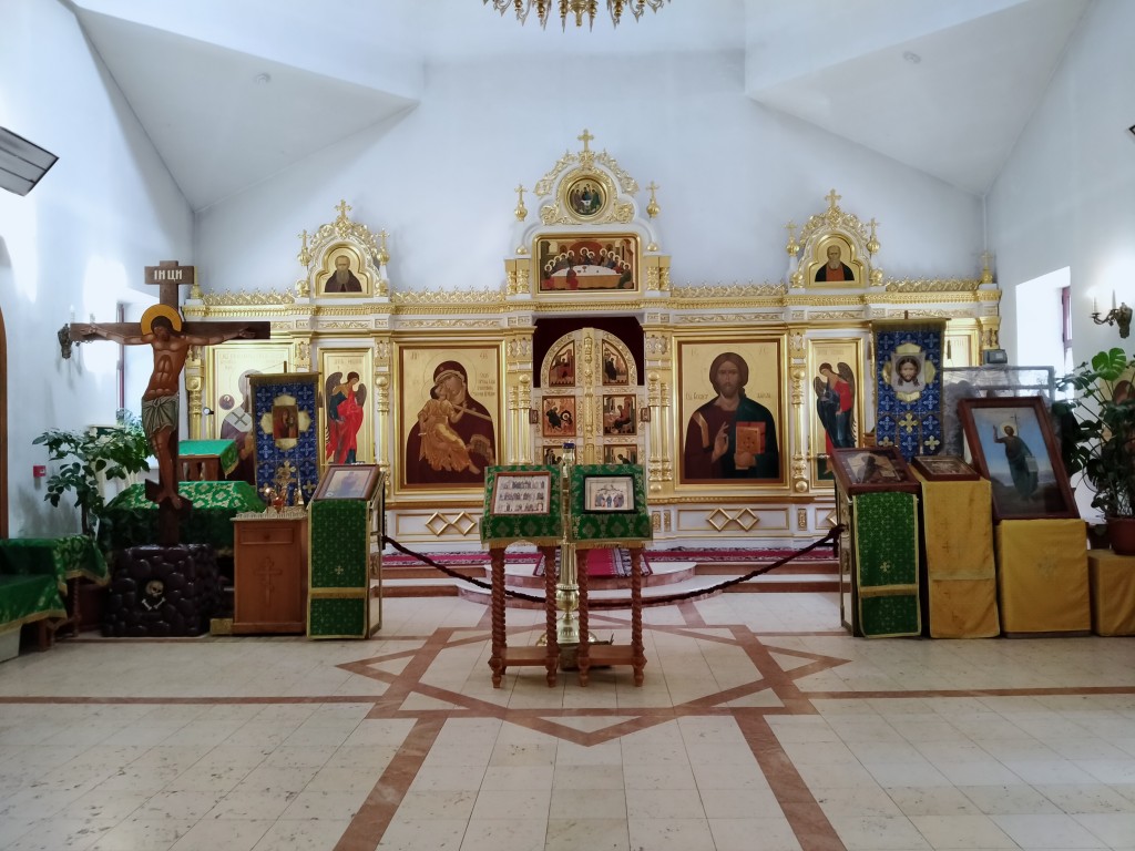 Церковь Димитрия Донского, Дзержинский (Люберецкий городской округ, гг. Лыткарино, Котельники, Московская область). интерьер и убранство, общий вид интерьера