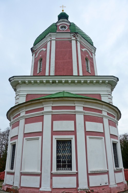 Церковь Успения Пресвятой Богородицы (новая), Овстуг (Жуковский район, Брянская область). фасады