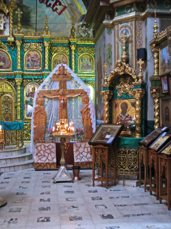 Симферополь. Троицкий женский монастырь. интерьер и убранство