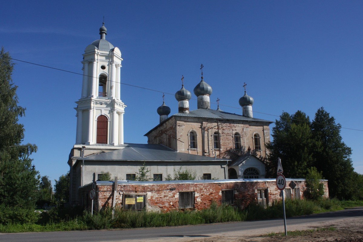 Церковь Василия Великого, Васильевское (Калининский район, Тверская область). фасады