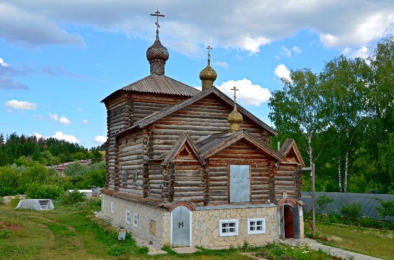 Вятские Поляны. Церковь Михаила Архангела из с. Суши. фасады, Фото Черанева Н.Г.