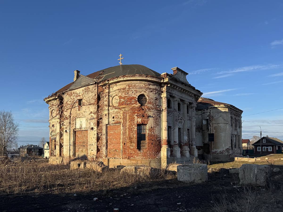 Вид с юго-запада, фасады. Церковь Иоанна Предтечи, Белозерск (Белозерский район, Вологодская область)