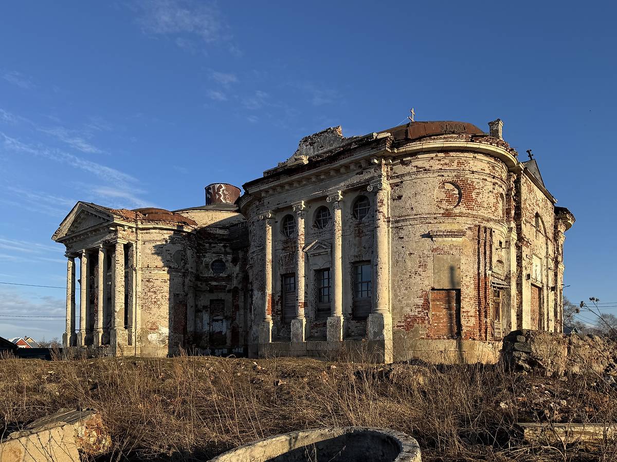 Вид с северо-запада, фасады. Церковь Иоанна Предтечи, Белозерск (Белозерский район, Вологодская область)