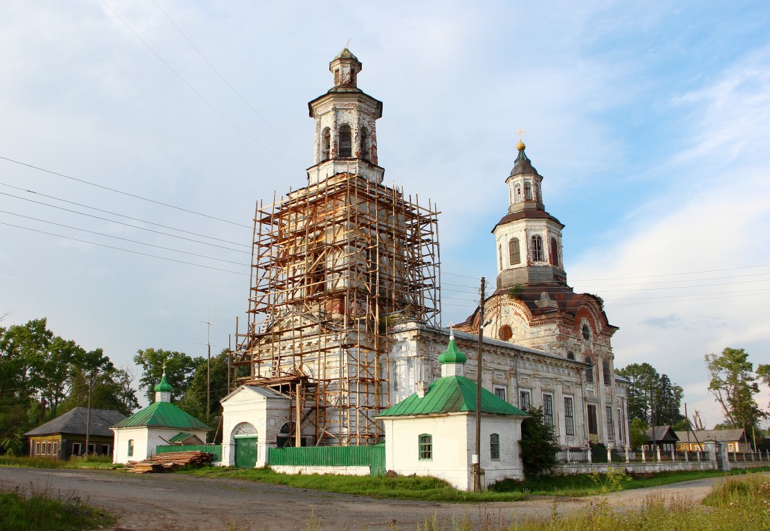 Зашижемье. Церковь Спаса Преображения. фасады