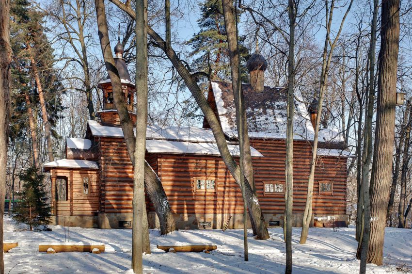 Петрово-Дальнее. Церковь Петра Голубева. фасады