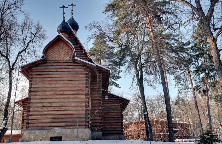 Петрово-Дальнее. Церковь Петра Голубева. фасады