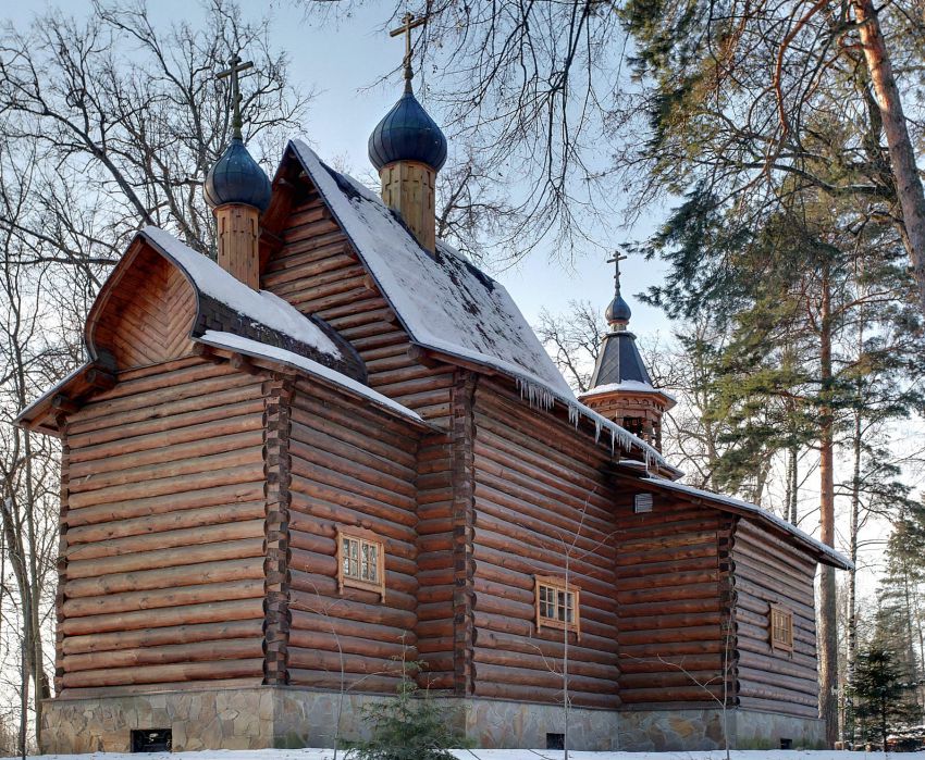 Петрово-Дальнее. Церковь Петра Голубева. фасады