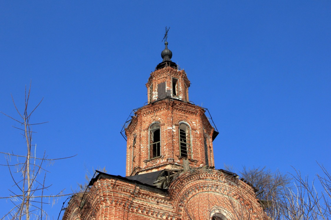 Церковь Николая Чудотворца, Лобань (Богородский район, Кировская область). архитектурные детали