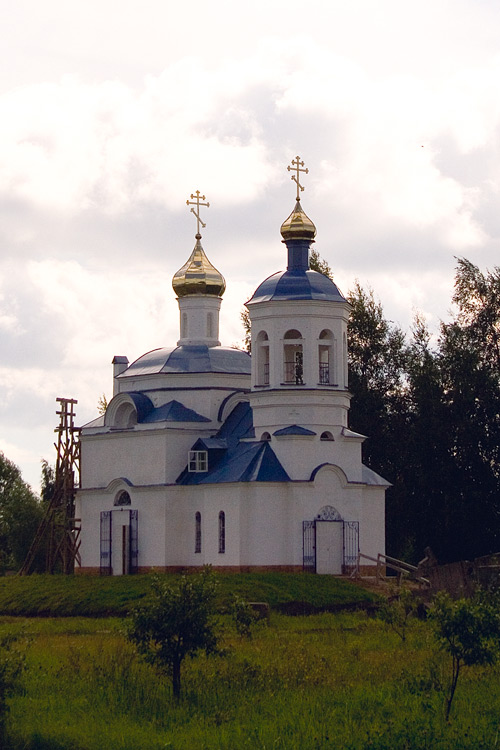 Новоселицы. Церковь Михаила Архангела. фасады