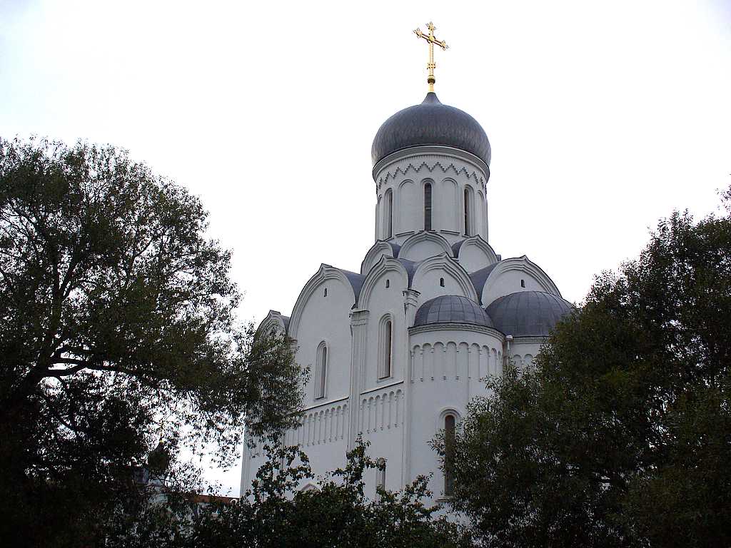 Собор Покрова Пресвятой Богородицы в Веснянке, Минск (Минск, город, Беларусь, Минская область). фасады, Вид с восточной стороны