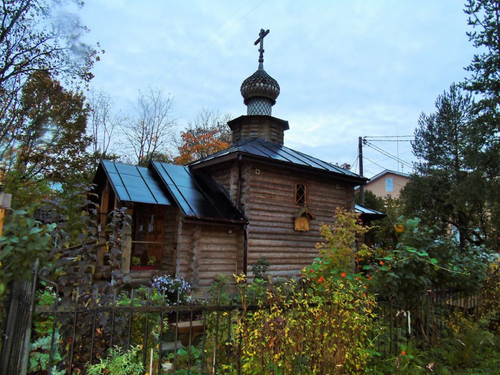 Павловск. Церковь Троицы Живоначальной. фасады
