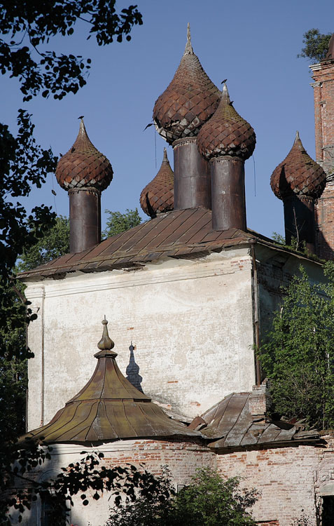 Церковь Покрова Пресвятой Богородицы, Сера (Мышкинский район, Ярославская область). архитектурные детали