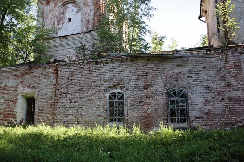 Церковь Покрова Пресвятой Богородицы, Сера (Мышкинский район, Ярославская область). архитектурные детали