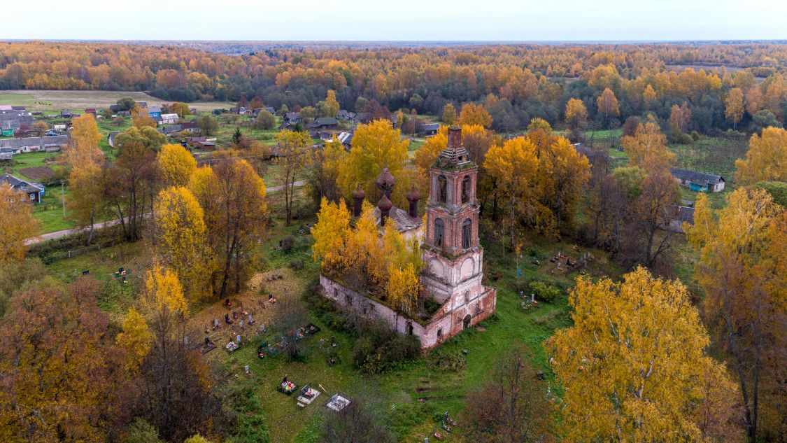 Церковь Покрова Пресвятой Богородицы, Сера (Мышкинский район, Ярославская область). общий вид в ландшафте