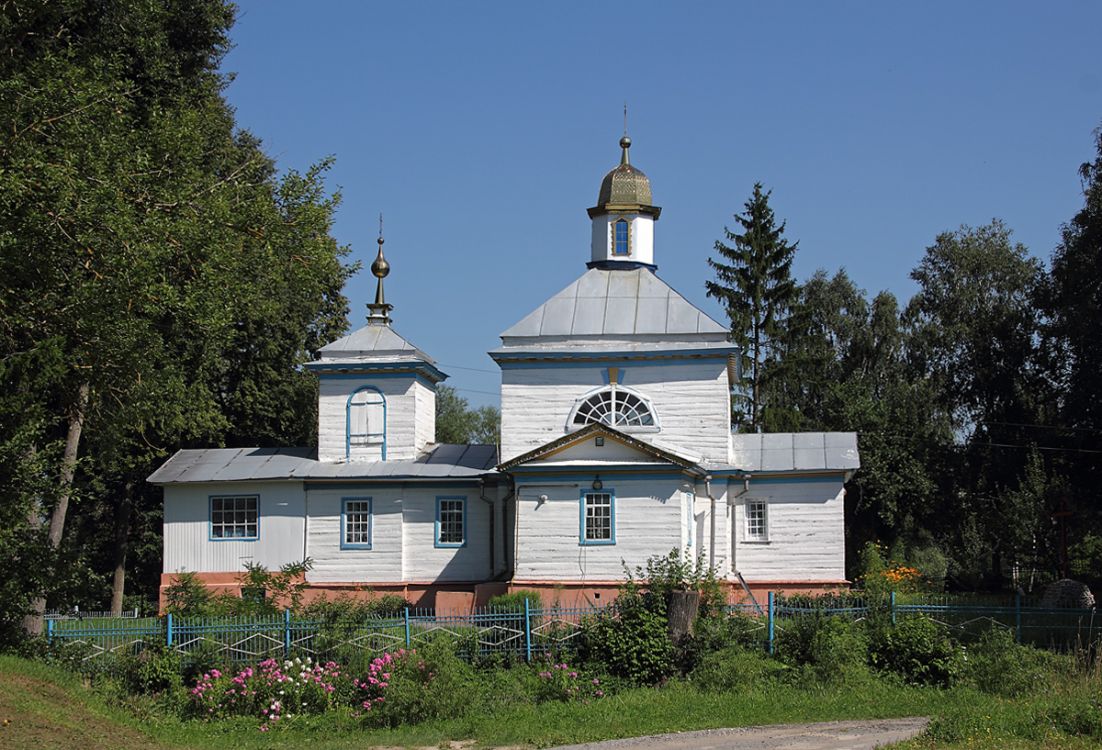 Церковь Иоанна Богослова, Чопово (Почепский район, Брянская область). фасады