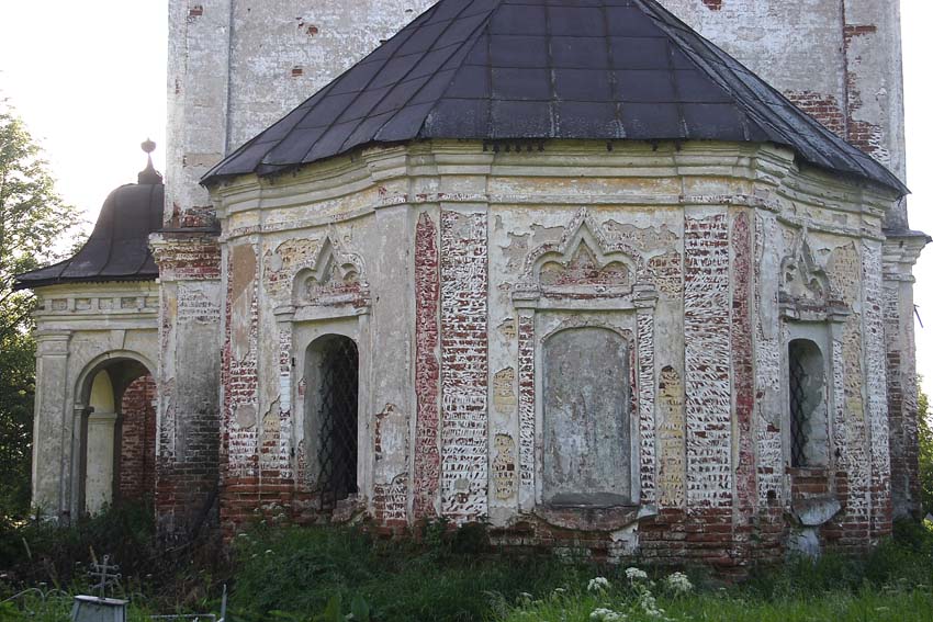 Церковь Казанской иконы Божией Матери, Герцино (Большесельский район, Ярославская область). архитектурные детали