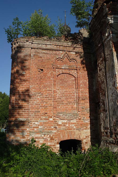 Церковь Казанской иконы Божией Матери, Герцино (Большесельский район, Ярославская область). архитектурные детали