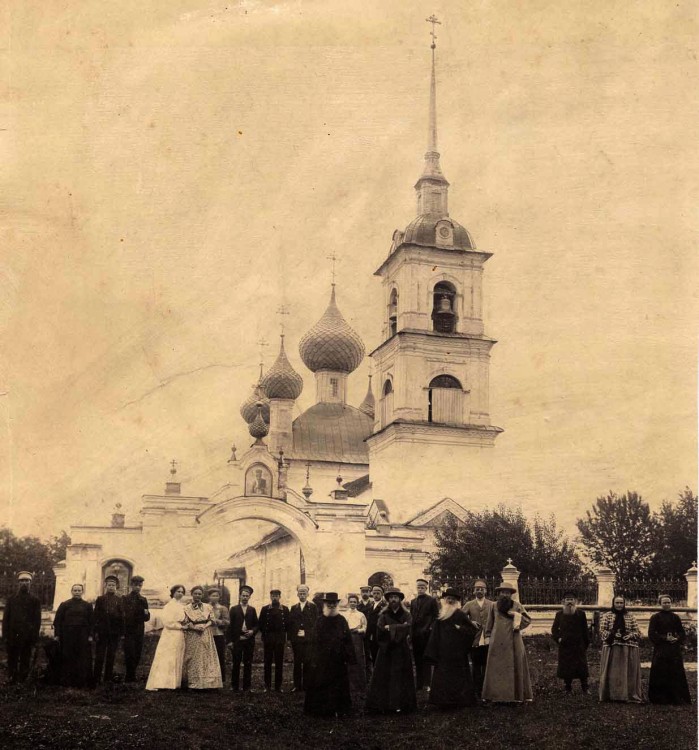 Церковь Усекновения главы Иоанна Предтечи, Николо-Молокша (Большесельский район, Ярославская область). архивная фотография, Частная коллекция. Фото 1900-х годов