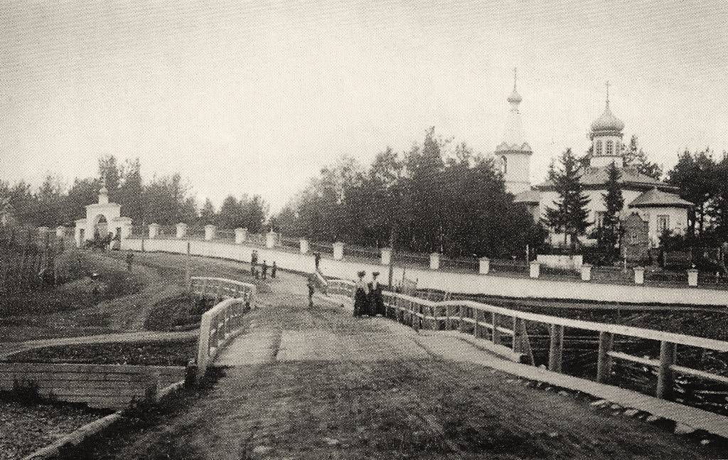 Открытка нач. ХХ века, архивная фотография. Церковь Екатерины великомученицы на Неглинском кладбище, Петрозаводск (Петрозаводск, город, Республика Карелия)