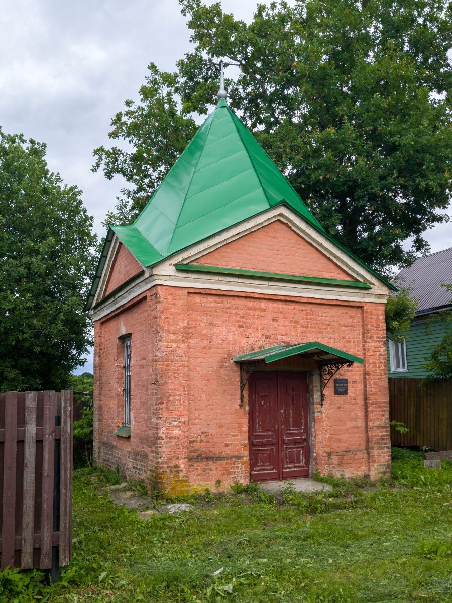 Неизвестная часовня на Варяжской улице, Старая Ладога (Волховский район, Ленинградская область). фасады