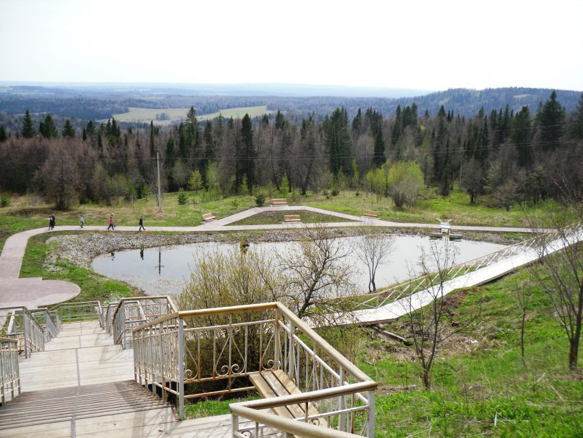 Николаевский Белогорский монастырь, Белая Гора (Кунгурский район и г. Кунгур, Пермский край). дополнительная информация, вид на монастырский пруд
