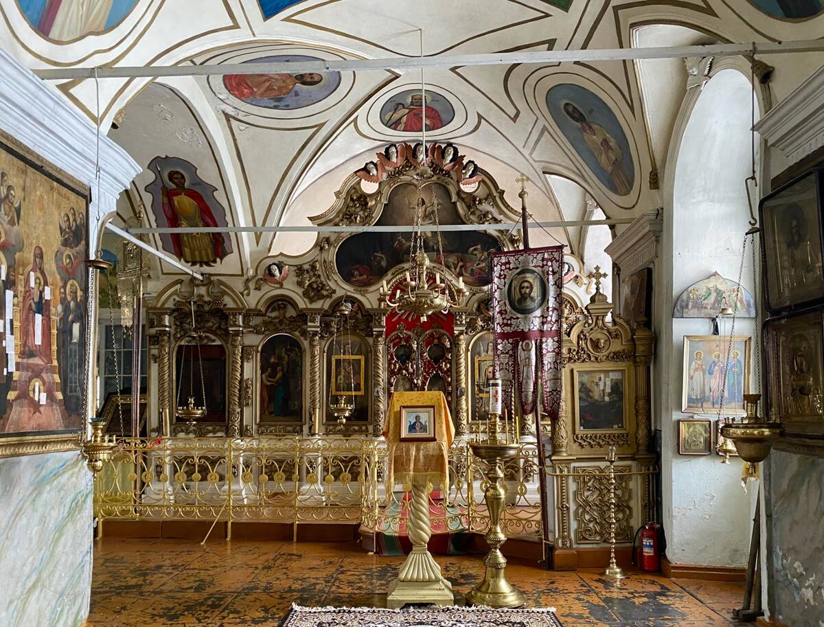 Церковь Троицы Живоначальной, Истобенск (Оричевский район, Кировская область). интерьер и убранство, Интерьер правого придела
