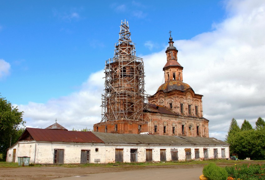 Истобенск. Церковь Николая Чудотворца. фасады