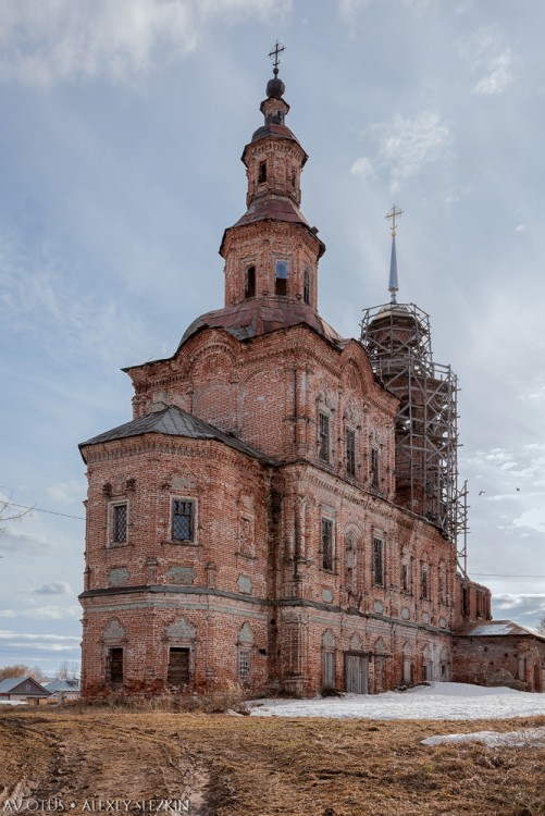 Церковь Николая Чудотворца, Истобенск (Оричевский район, Кировская область). фасады