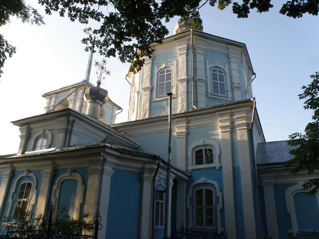 Церковь Благовещения Пресвятой Богородицы, Опоки (Порховский район, Псковская область). архитектурные детали