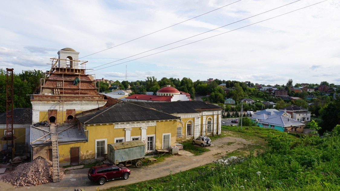 Волоколамск. Церковь Рождества Христова. фасады