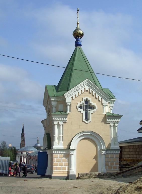 Рыльск. Часовня в память 17 октября 1888 года. фасады