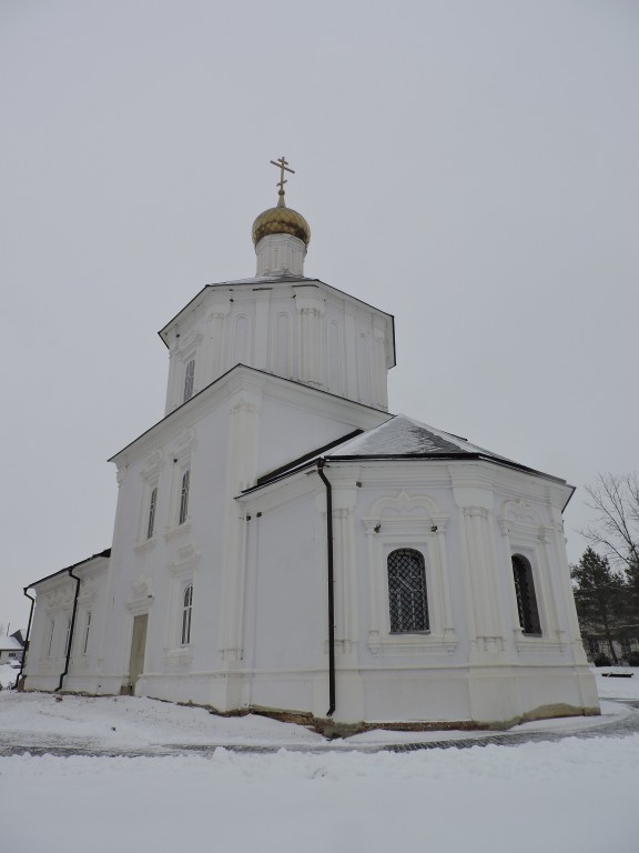 Пригородная слободка. Рыльский Николаевский мужской монастырь. Церковь Воздвижения Креста Господня. фасады