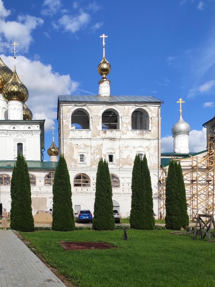фасады. Воскресенский монастырь. Церковь Марии Египетской в звоннице, Углич (Угличский район, Ярославская область)
