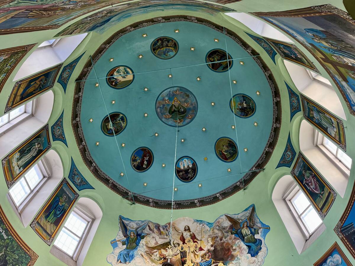 Церковь Троицы Живоначальной, Архангельское (Шатковский район, Нижегородская область). интерьер и убранство, Подкупольное пространство