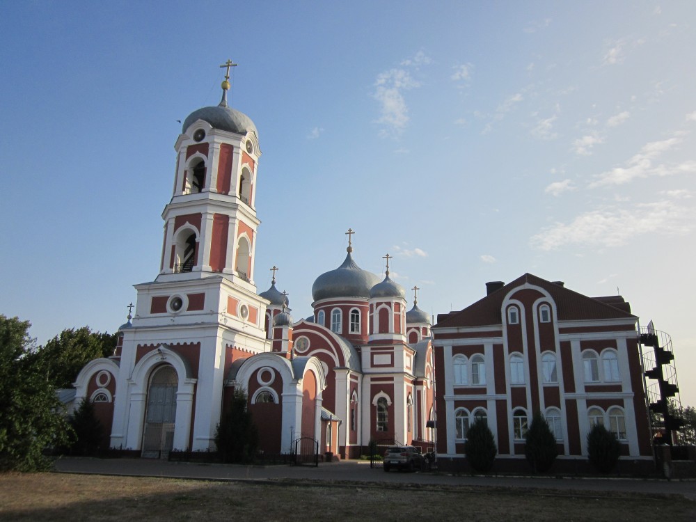 Собор Воскресения Христова, Новохопёрск (Новохопёрский район, Воронежская область). фасады