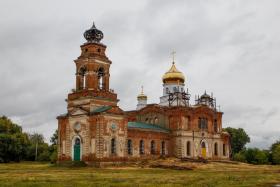 Пыховка. Церковь Троицы Живоначальной