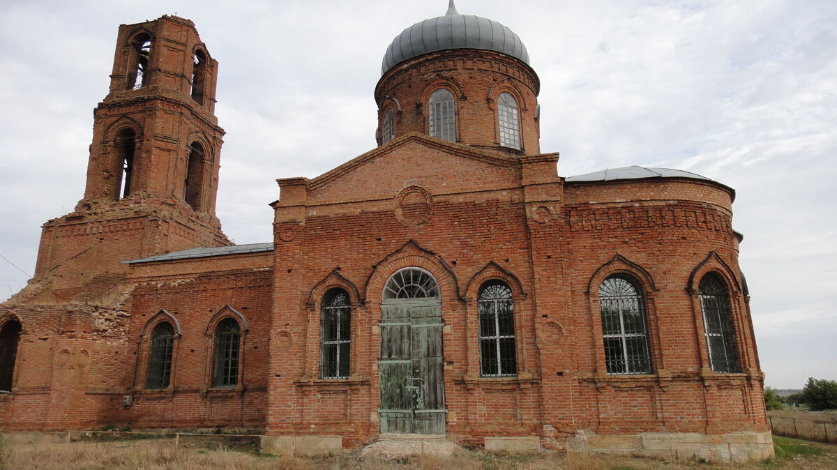 Церковь Покрова Пресвятой Богородицы, Банное (Воробьёвский район, Воронежская область). фасады