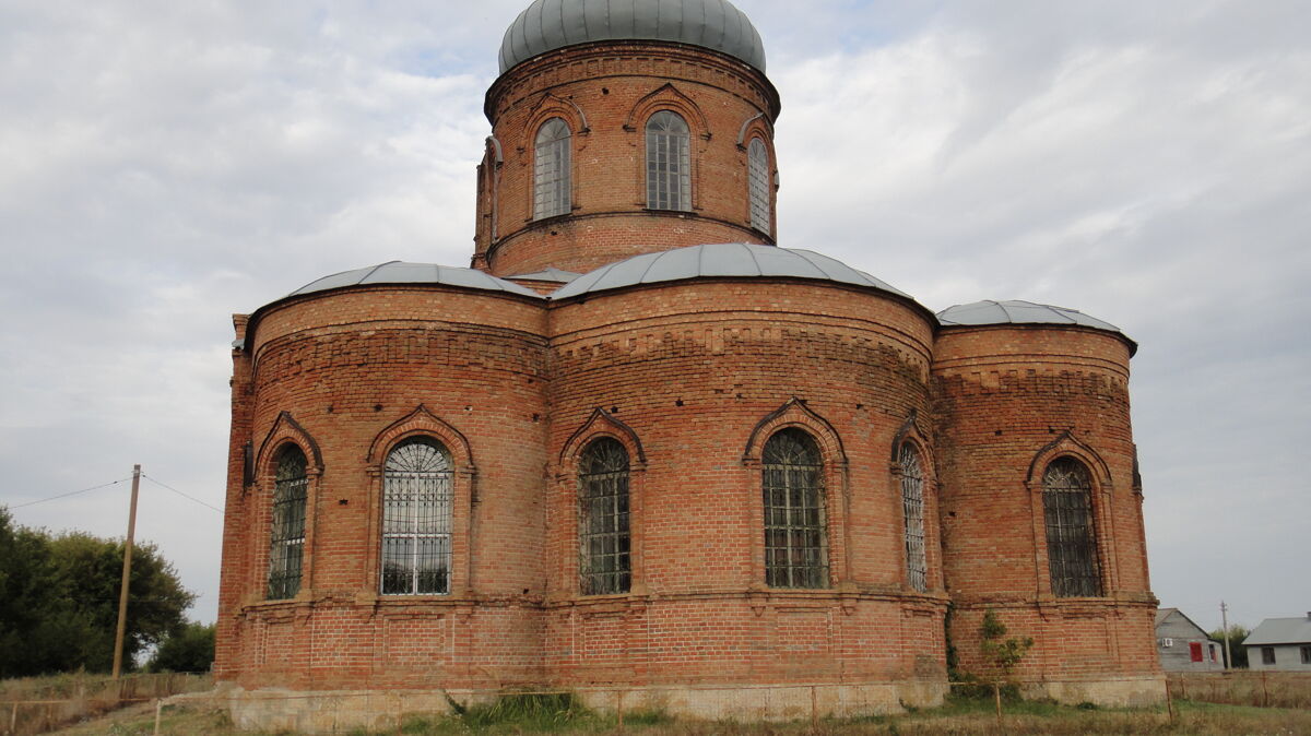 Церковь Покрова Пресвятой Богородицы, Банное (Воробьёвский район, Воронежская область). архитектурные детали