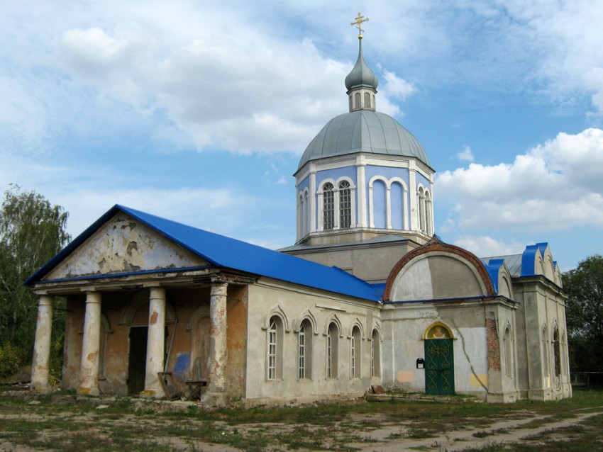 Левая Россошь. Церковь Иоанна Богослова. фасады