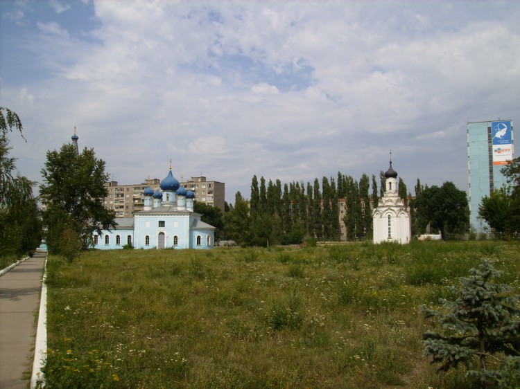 Церковь Успения Пресвятой Богородицы, Воронеж (Воронеж, город, Воронежская область). общий вид в ландшафте