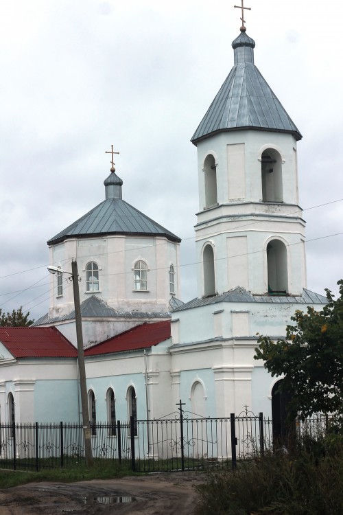 Сенное. Церковь Михаила Архангела. фасады