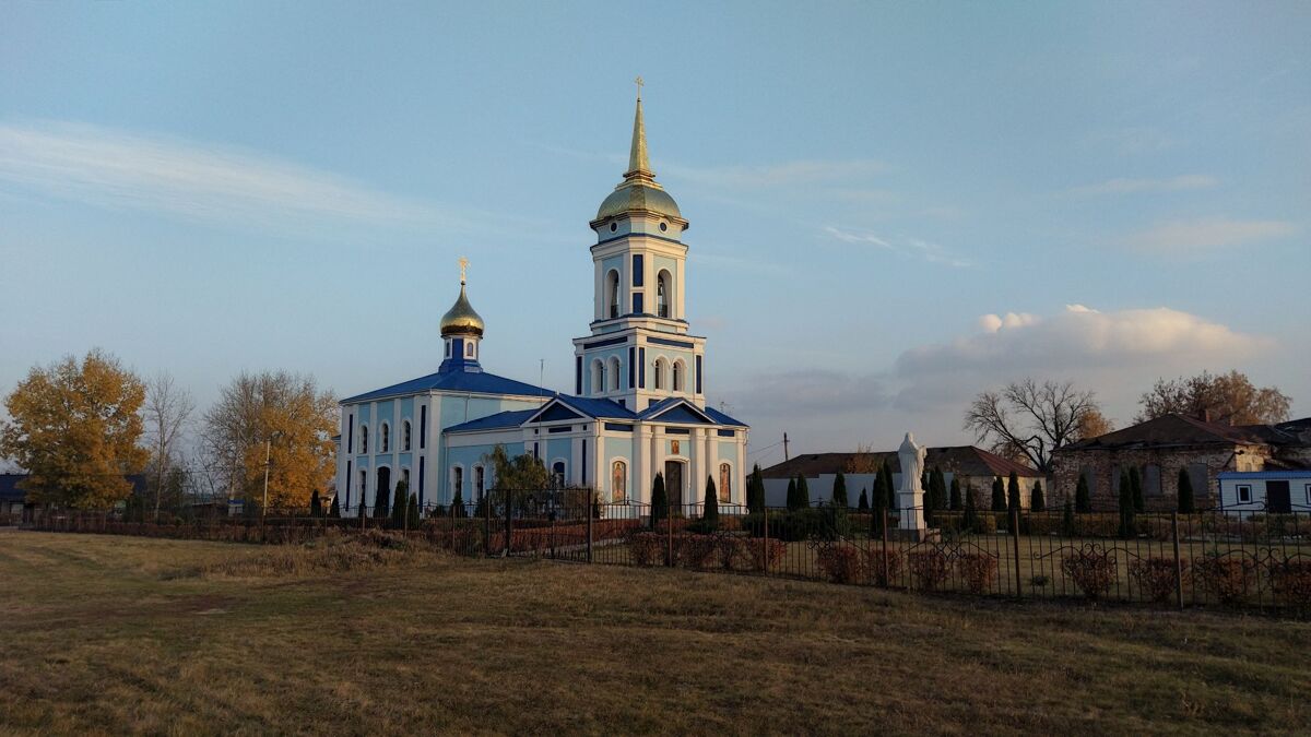 Церковь Владимирской иконы Божией Матери, Карачун (Рамонский район, Воронежская область). общий вид в ландшафте