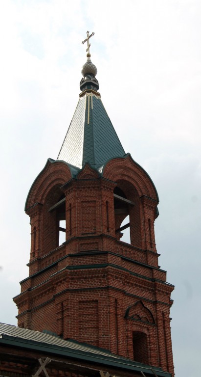 Хвощеватка. Церковь Параскевы Пятницы. фасады, отреставрированная колокольня