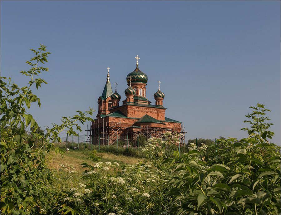 Церковь Параскевы Пятницы, Хвощеватка (Рамонский район, Воронежская область). общий вид в ландшафте