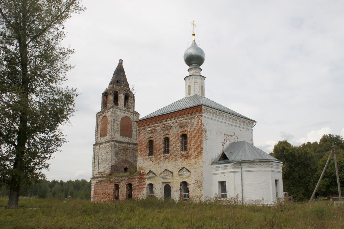 Придорожный. Церковь Димитрия Солунского. фасады, Вид с юго-востока