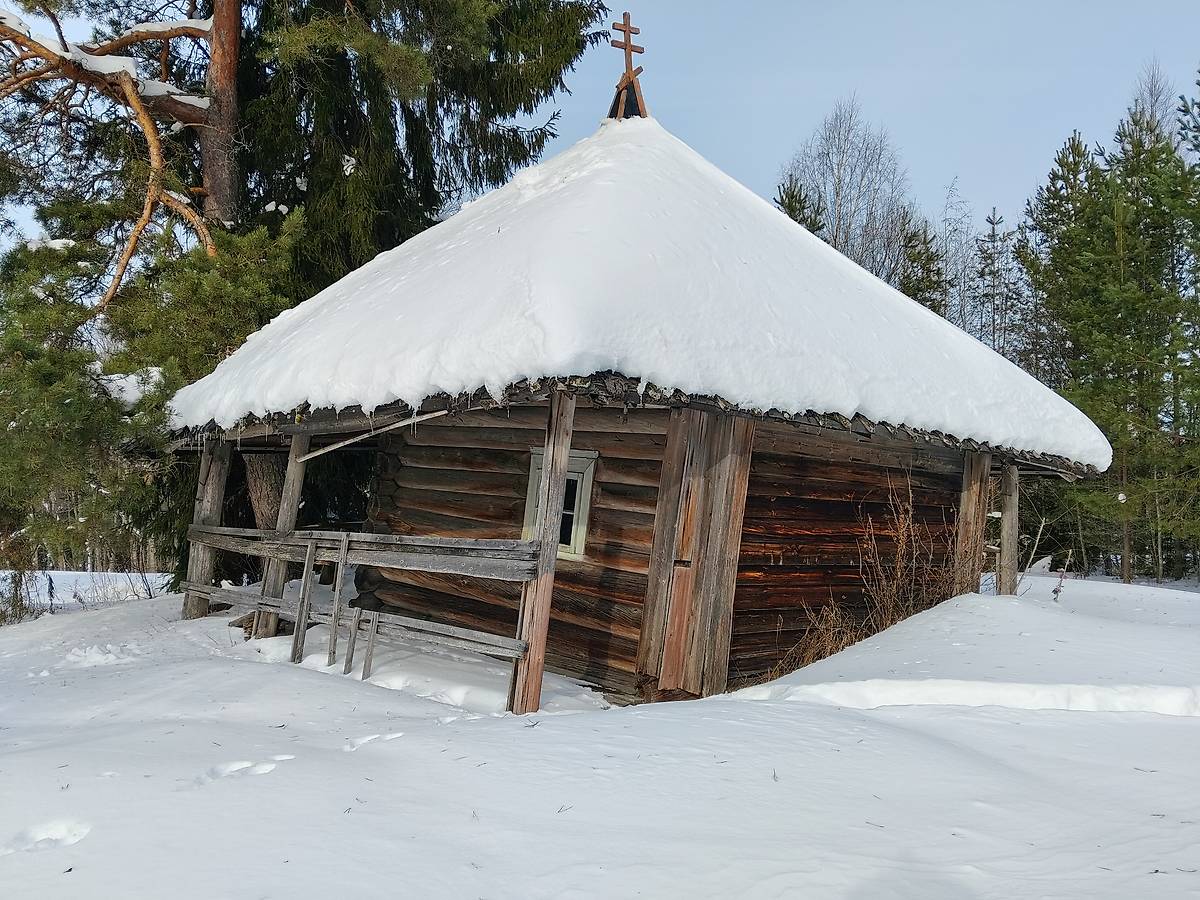 фасады. Часовня Кирика и Иулитты, Белый Бор (Бокситогорский район, Ленинградская область)