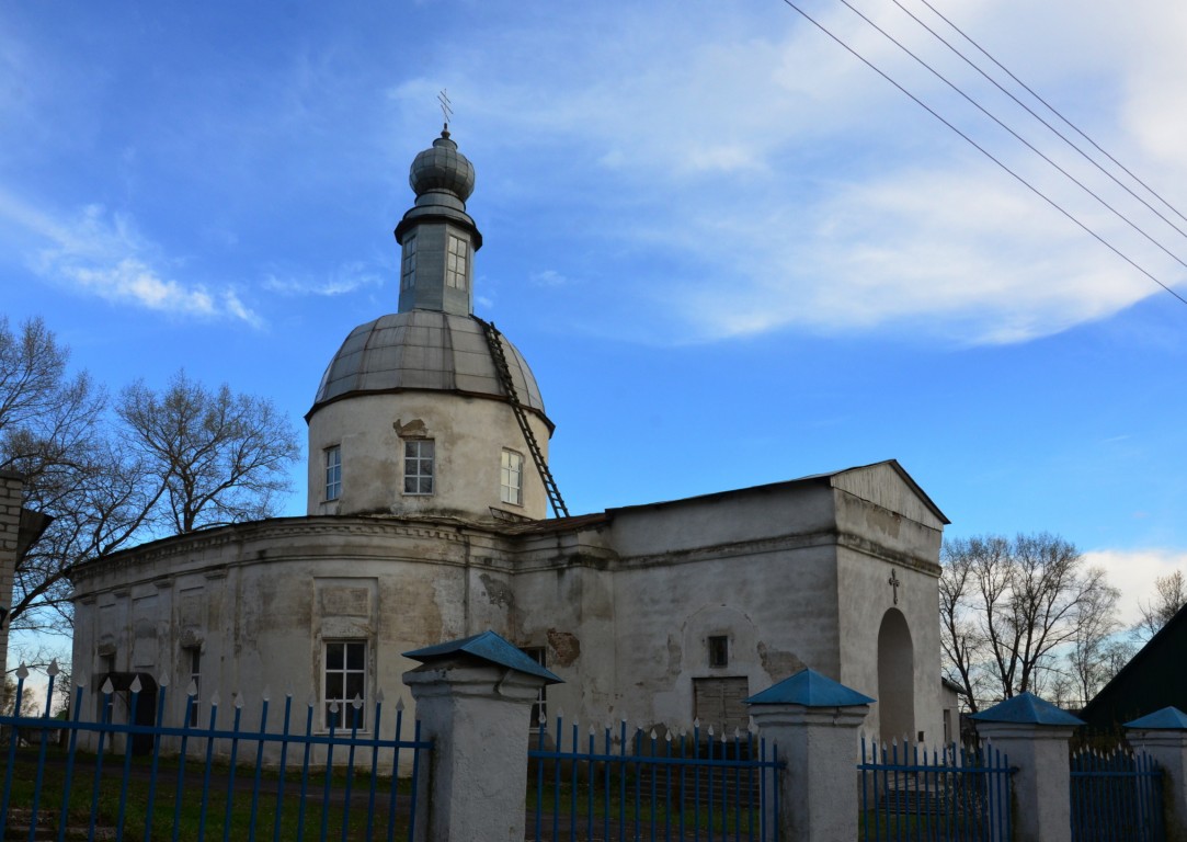 Брасово. Церковь Василия Великого. фасады